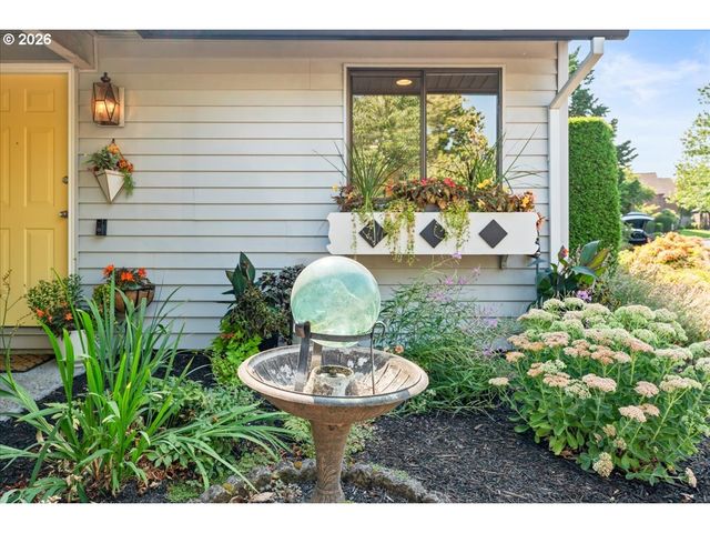 15565 Sw 109TH Ave, Portland, OR 97224