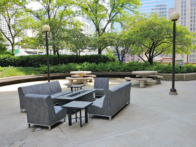 10 E Ontario Street 3804, Chicago, IL 60611