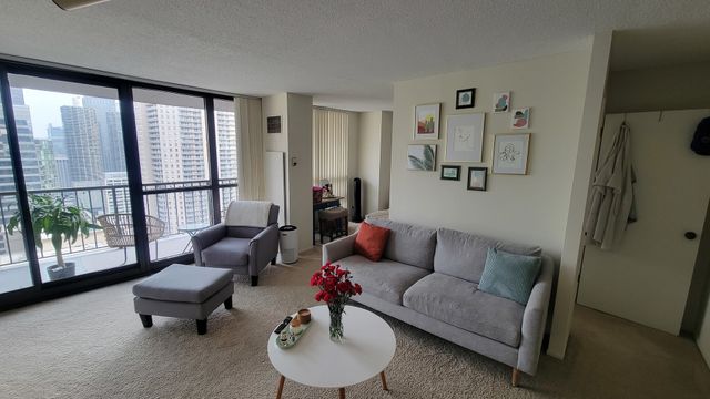 10 E Ontario Street 3804, Chicago, IL 60611