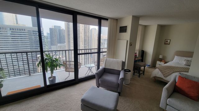 10 E Ontario Street 3804, Chicago, IL 60611