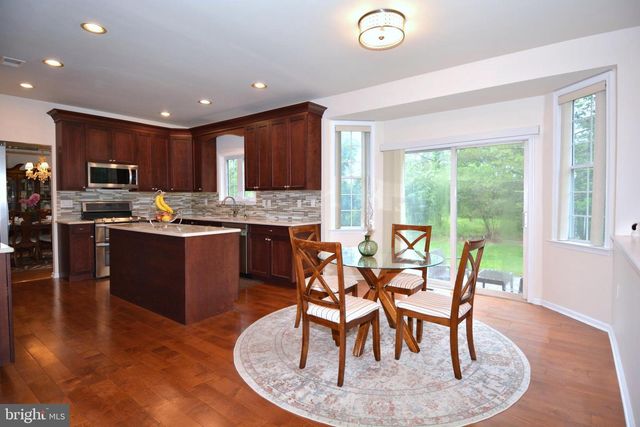 22 MUIRHEAD CT, Belle Mead, NJ 08502