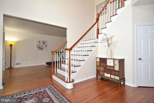 22 MUIRHEAD CT, Belle Mead, NJ 08502