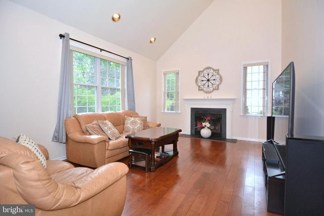 22 MUIRHEAD CT, Belle Mead, NJ 08502