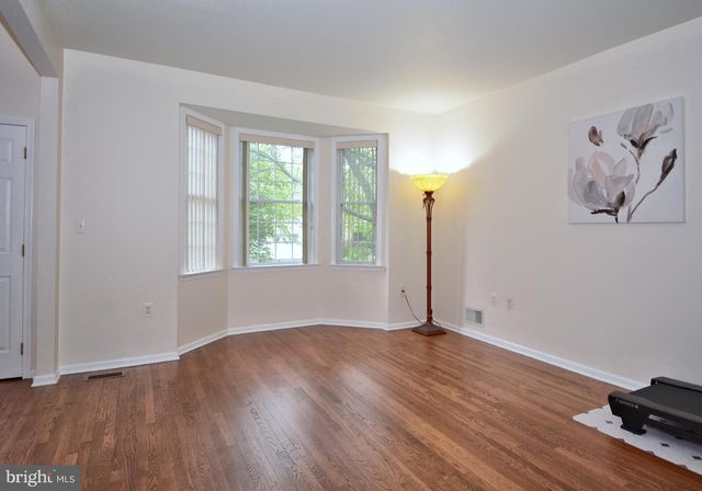 22 MUIRHEAD CT, Belle Mead, NJ 08502