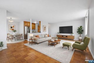 6040 Boulevard East H-3, West New York, NJ 07093