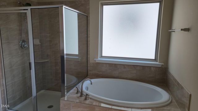 864 Bay Bouquet Lane, Apex, NC 27523