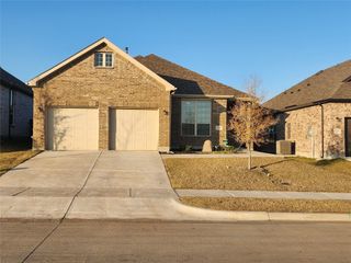 1229 Beach Boulevard, Sherman, TX 75090