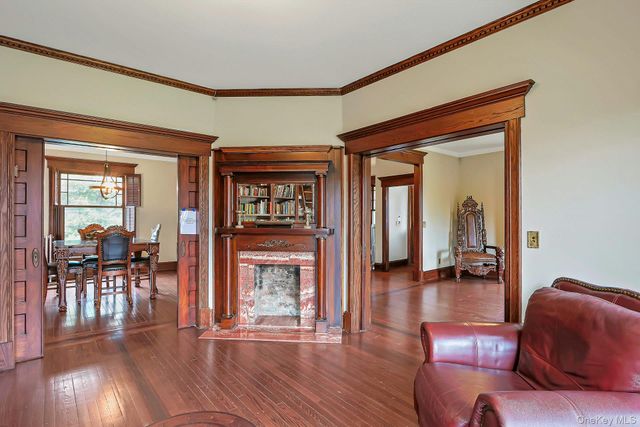 2 Pine Hill Road, Chester, NY 10918