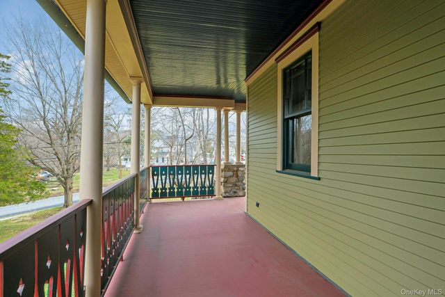 2 Pine Hill Road, Chester, NY 10918
