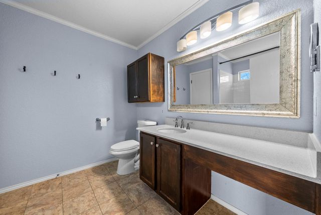 202 Matthew CV, Hutto, TX 78634