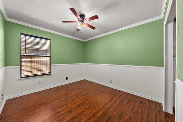 202 Matthew CV, Hutto, TX 78634