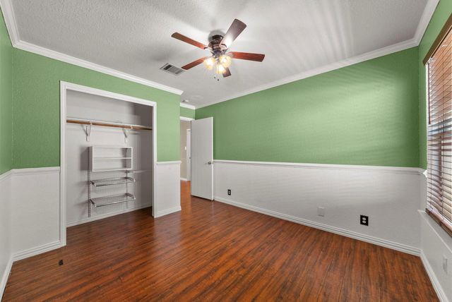 202 Matthew CV, Hutto, TX 78634