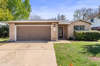 202 Matthew CV, Hutto, TX 78634
