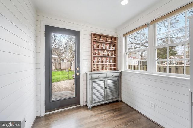 5723 4TH ST S, Arlington, VA 22204