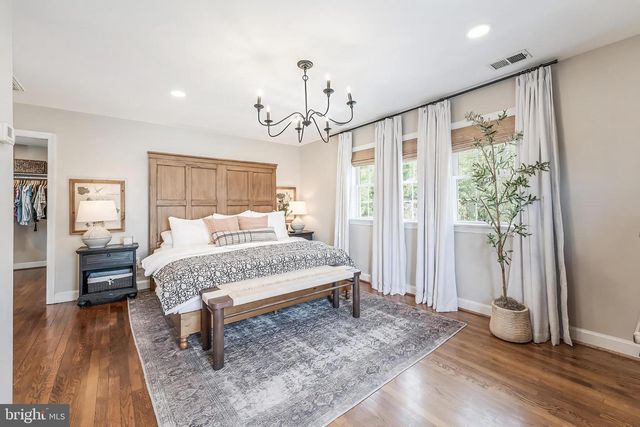 5723 4TH ST S, Arlington, VA 22204