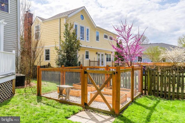 5723 4TH ST S, Arlington, VA 22204