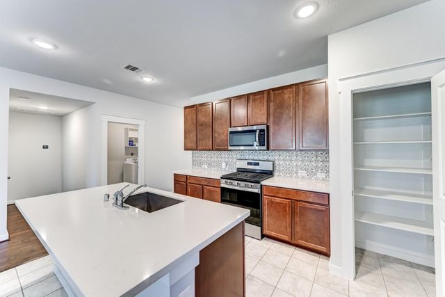 40541 Mostyn Lake Drive, Magnolia, TX 77354