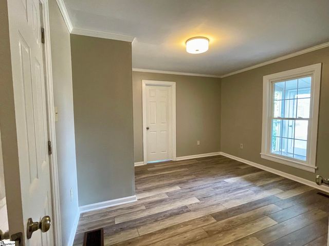 416 S Kentucky Avenue, Chesnee, SC 29323