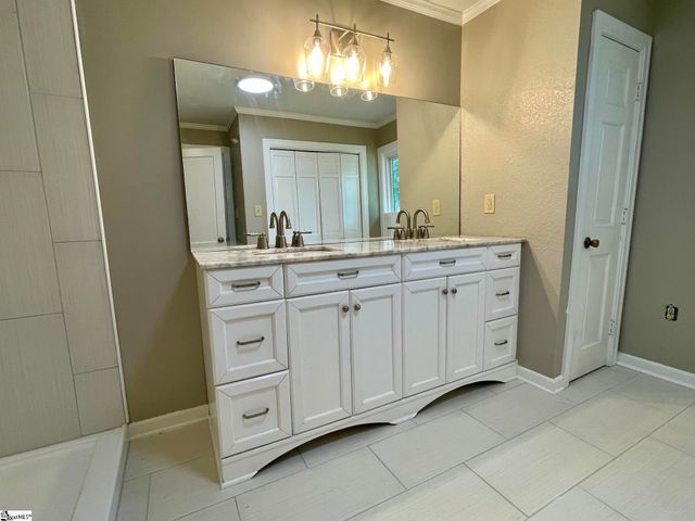 416 S Kentucky Avenue, Chesnee, SC 29323