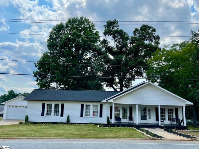 416 S Kentucky Avenue, Chesnee, SC 29323
