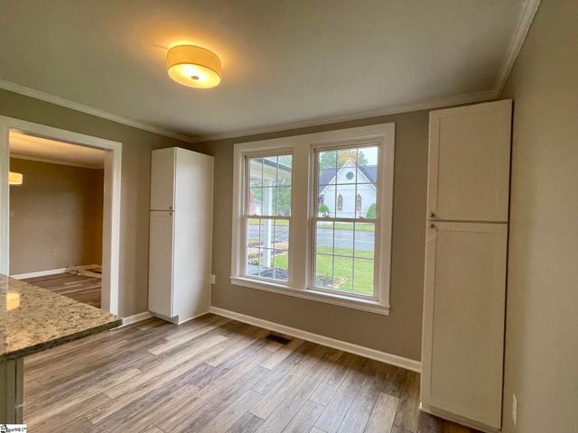 416 S Kentucky Avenue, Chesnee, SC 29323