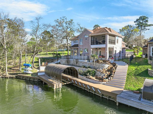 6087 Longmire Trail, Conroe, TX 77304