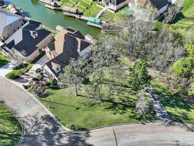 6087 Longmire Trail, Conroe, TX 77304