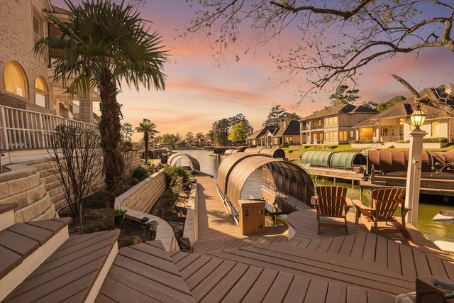 6087 Longmire Trail, Conroe, TX 77304