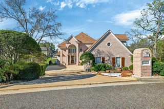 6087 Longmire Trail, Conroe, TX 77304