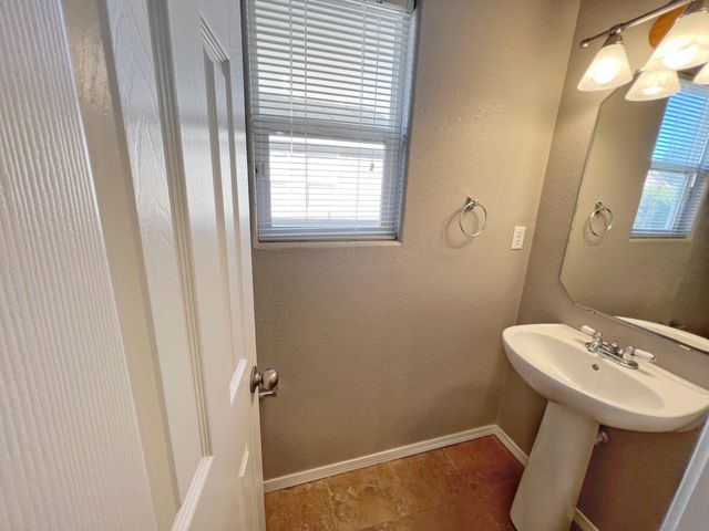 10504 Woodquail Drive NW, Albuquerque, NM 87114