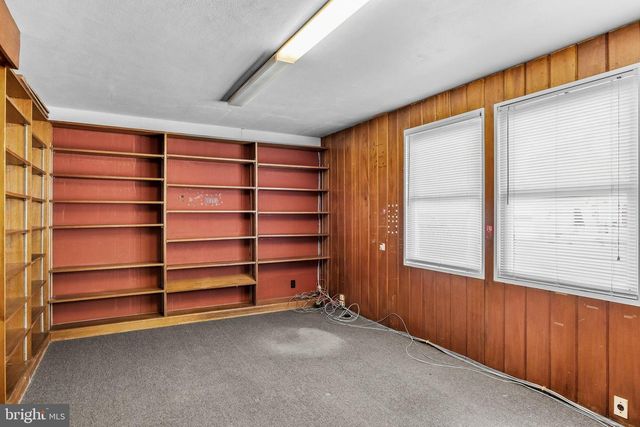 122 HADDON AVE, Collingswood, NJ 08108