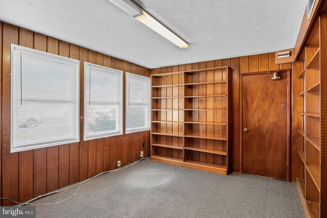 122 HADDON AVE, Collingswood, NJ 08108