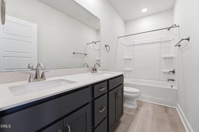 10546 Bailey Branch Drive 201, Raleigh, NC 27614