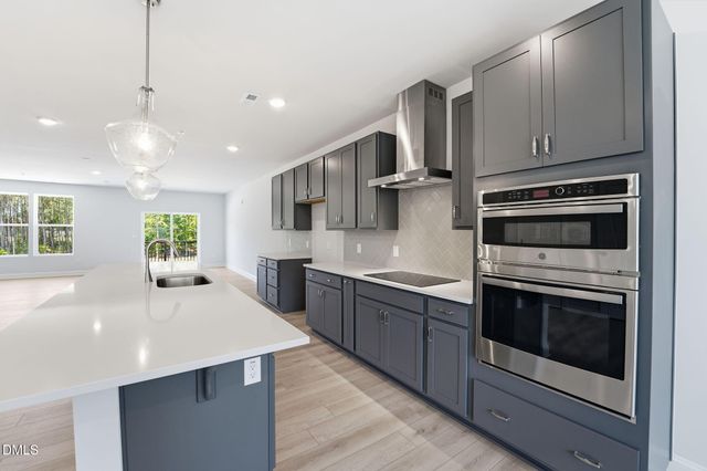 10546 Bailey Branch Drive 201, Raleigh, NC 27614