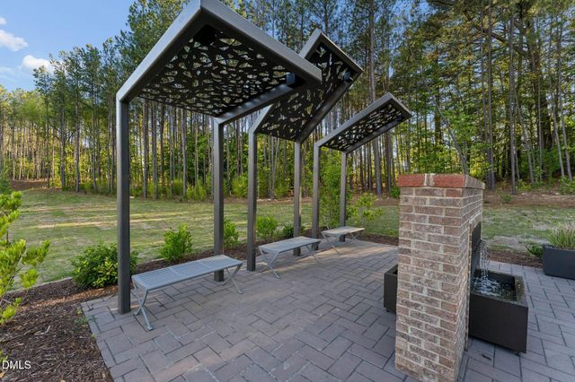 10546 Bailey Branch Drive 201, Raleigh, NC 27614