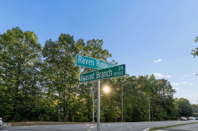 10546 Bailey Branch Drive 201, Raleigh, NC 27614