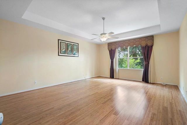 1042 Grove Park Circle, Boynton Beach, FL 33436