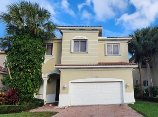 1042 Grove Park Circle, Boynton Beach, FL 33436