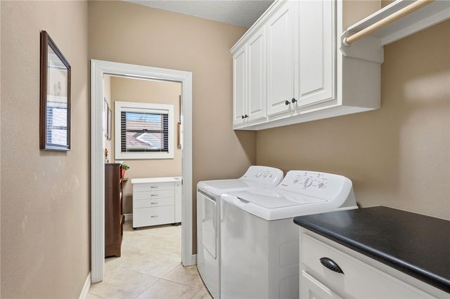 720 Plum Hollow Drive, College Station, TX 77845