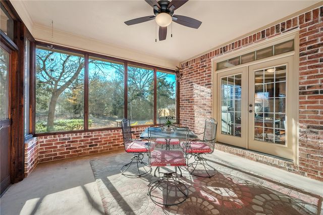 720 Plum Hollow Drive, College Station, TX 77845