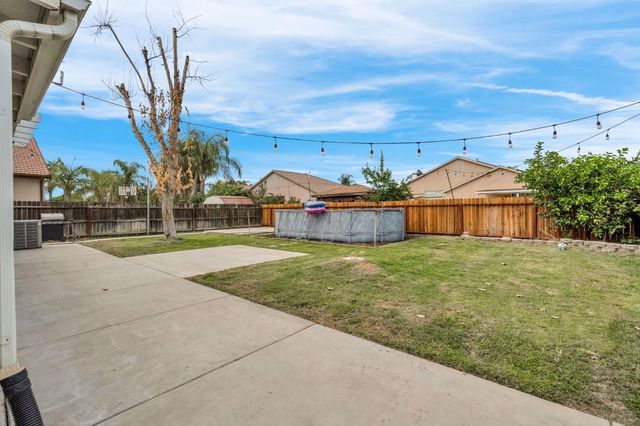 5745 E Florence Avenue, Fresno, CA 93727