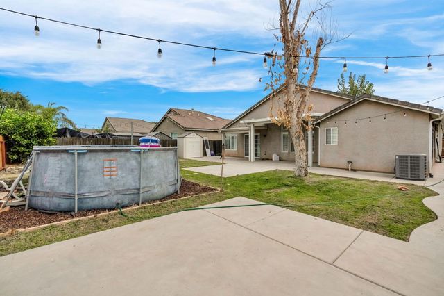 5745 E Florence Avenue, Fresno, CA 93727