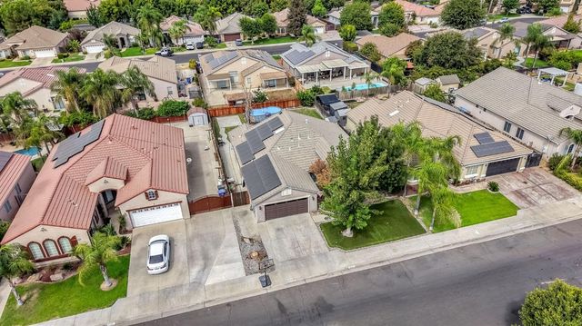 5745 E Florence Avenue, Fresno, CA 93727