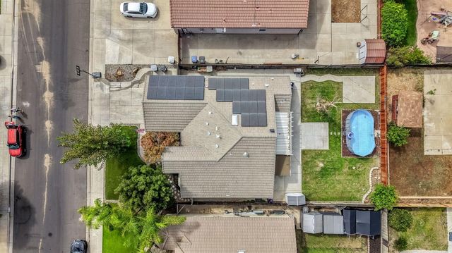 5745 E Florence Avenue, Fresno, CA 93727