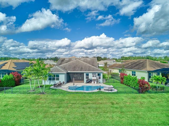 15966 Whippoorwill Circle, Loxahatchee, FL 33470