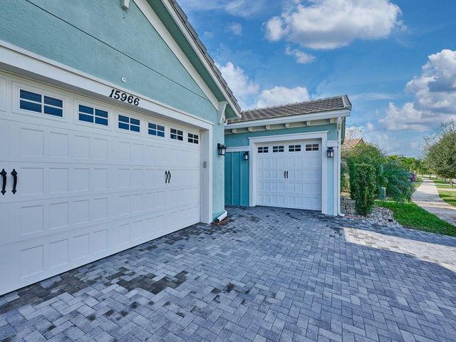 15966 Whippoorwill Circle, Loxahatchee, FL 33470