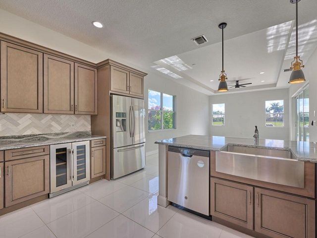 15966 Whippoorwill Circle, Loxahatchee, FL 33470