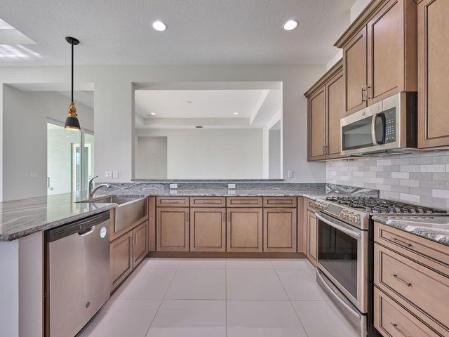 15966 Whippoorwill Circle, Loxahatchee, FL 33470