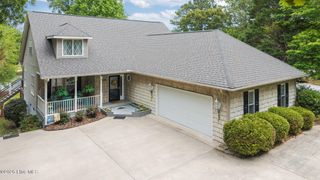 110 Sandspur Lane, West End, NC 27376