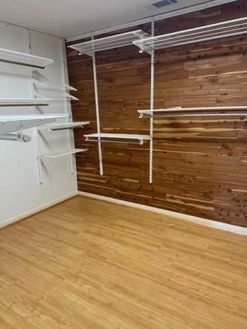 923 W 41st Street, Houston, TX 77018